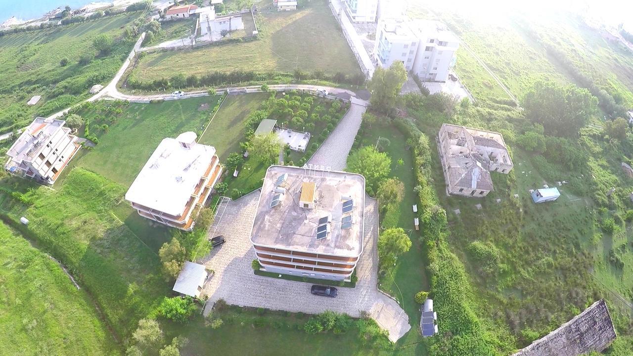 Hotel Denta Radhimë 外观 照片