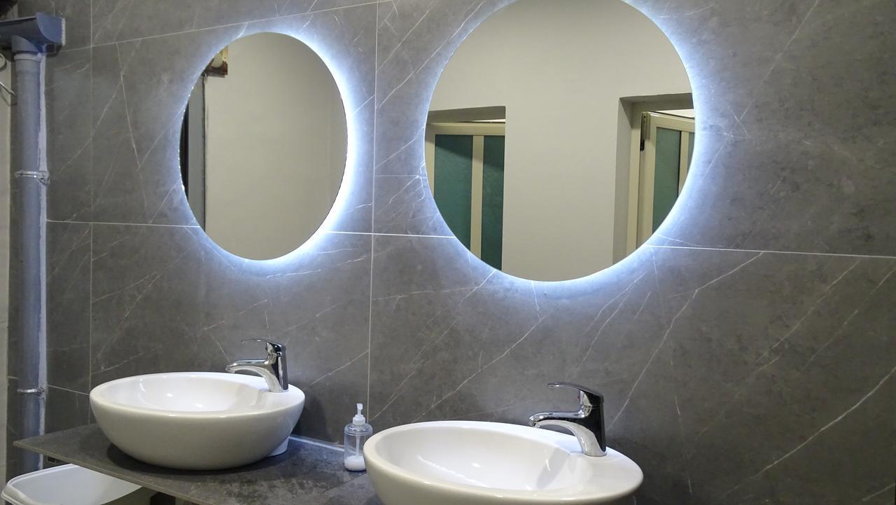 Hotel Denta Radhimë 外观 照片