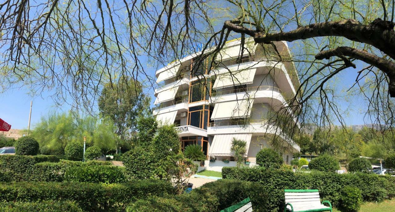 Hotel Denta Radhimë 外观 照片